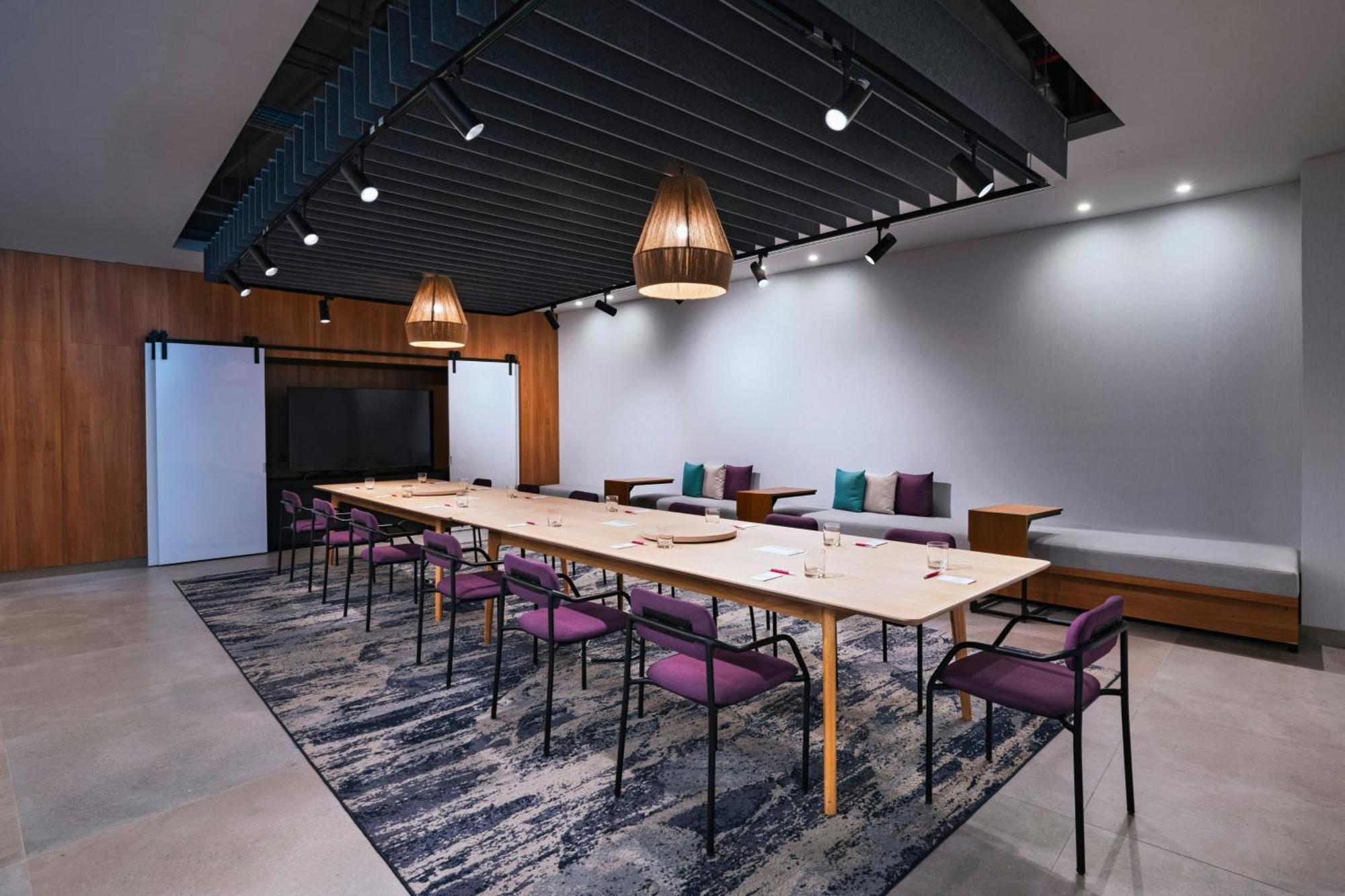 Готель Aloft Плайя-дель-Кармен Екстер'єр фото Meeting room at the hotel