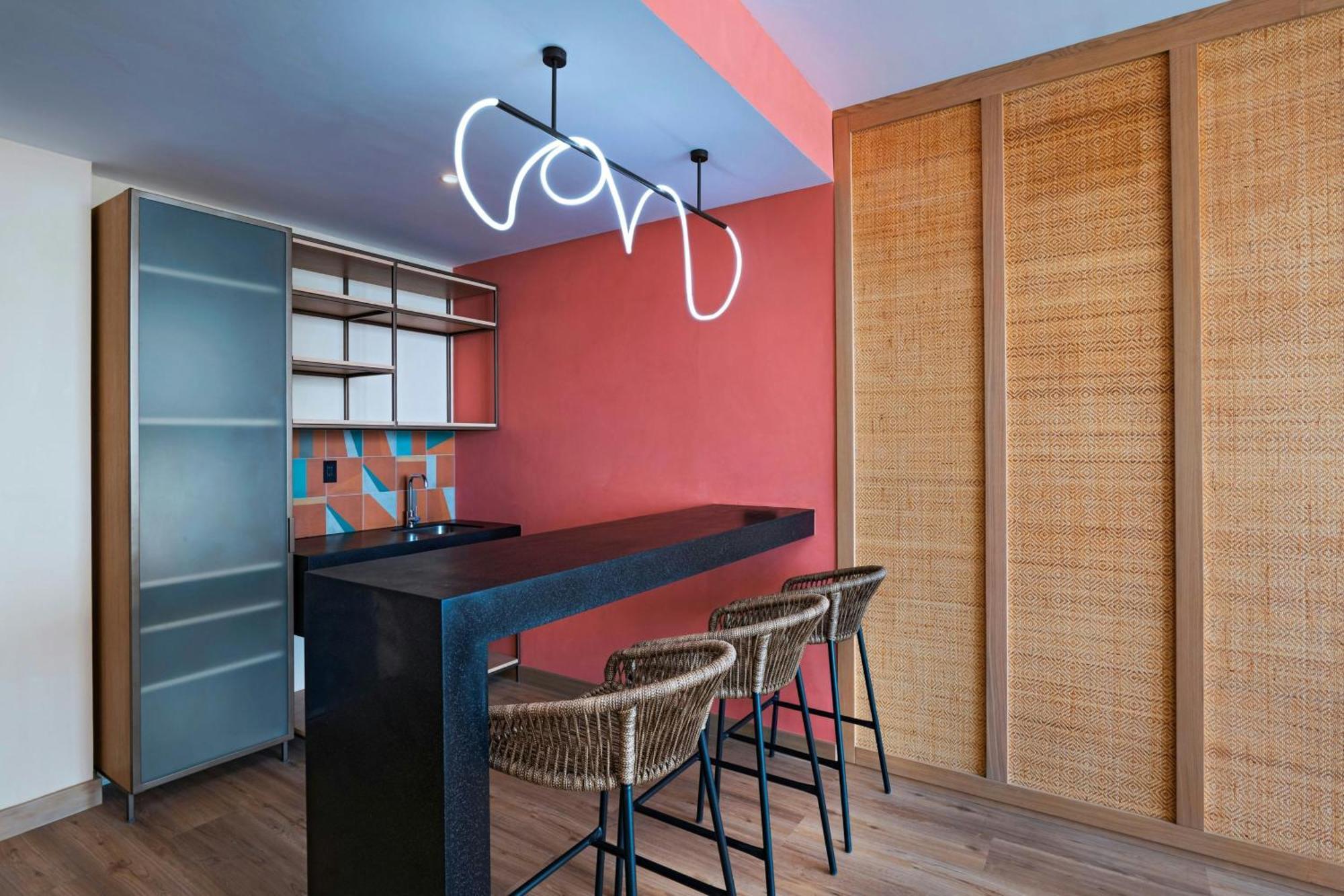 Готель Aloft Плайя-дель-Кармен Екстер'єр фото A kitchen in a private home